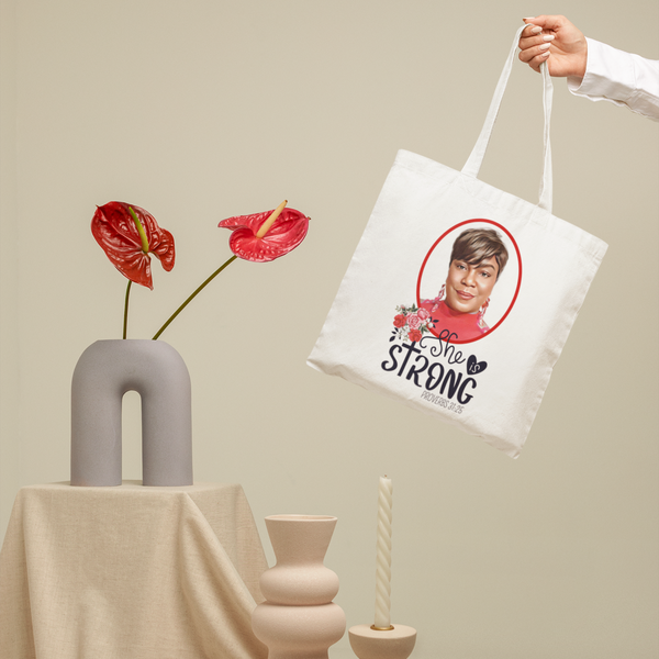 She is Strong, Photo Tote Bag